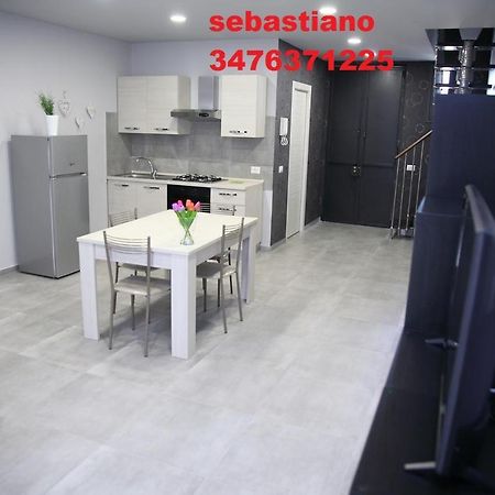 Casa Di Sara Appartement Catánia Buitenkant foto