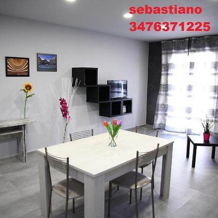 Casa Di Sara Appartement Catánia Buitenkant foto