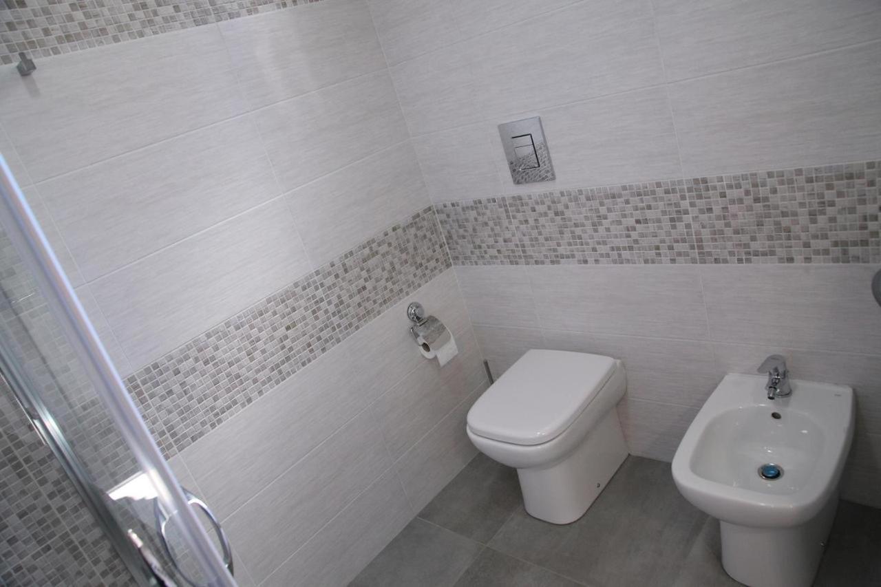 Casa Di Sara Appartement Catánia Buitenkant foto